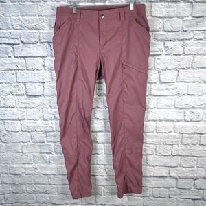 Duluth Trading Pants Women Pink Nylon Stretch Roll-Up Hiking Zip Pocket Sz 18/32